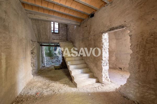 Vente Maison 10 pièces de 400m² - 30610 Sauve
