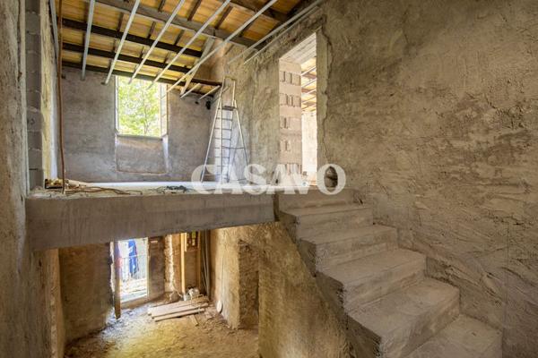 Vente Maison 10 pièces de 400m² - 30610 Sauve