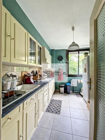 Investissement Locatif à Poitiers T3 proche Parc Blossac avec Balcon, Garage et Cave