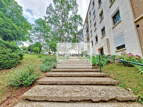 Investissement Locatif à Poitiers T3 proche Parc Blossac avec Balcon, Garage et Cave