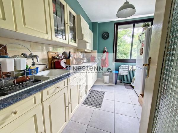 Investissement Locatif à Poitiers T3 proche Parc Blossac avec Balcon, Garage et Cave