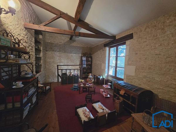 Coup de coeur en plein coeur de Saint-Maixent !, Saint maixent l ecole 79400