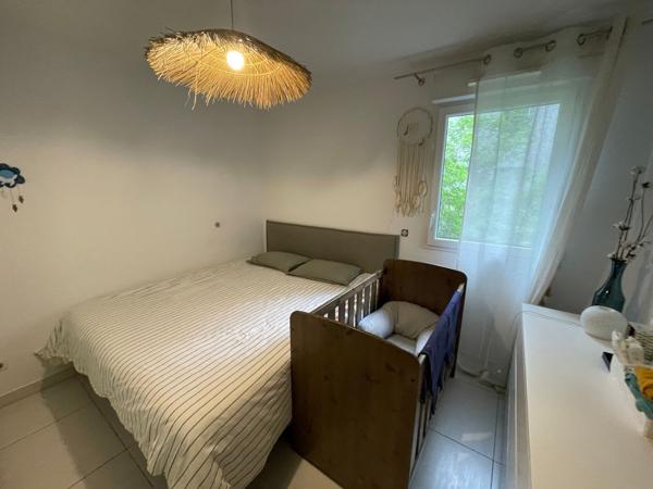 Parking + appartement + parking