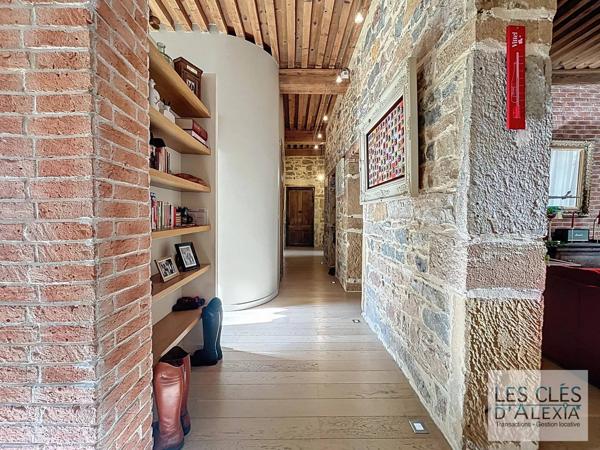 Magnifique T5 de plus de 130m2 avec balcon