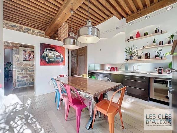 Magnifique T5 de plus de 130m2 avec balcon