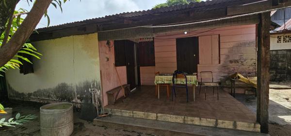 AFFAIRE à SAISIR à MANA - 2 MAISONS T2 & T3 à VENDRE