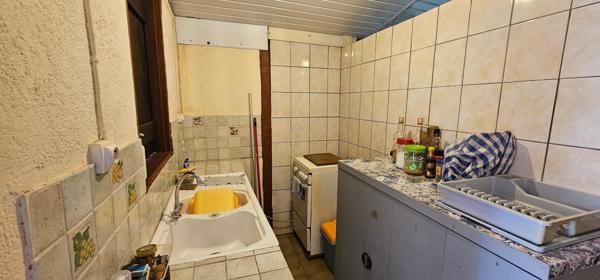 AFFAIRE à SAISIR à MANA - 2 MAISONS T2 & T3 à VENDRE