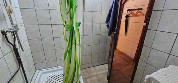 AFFAIRE à SAISIR à MANA - 2 MAISONS T2 & T3 à VENDRE