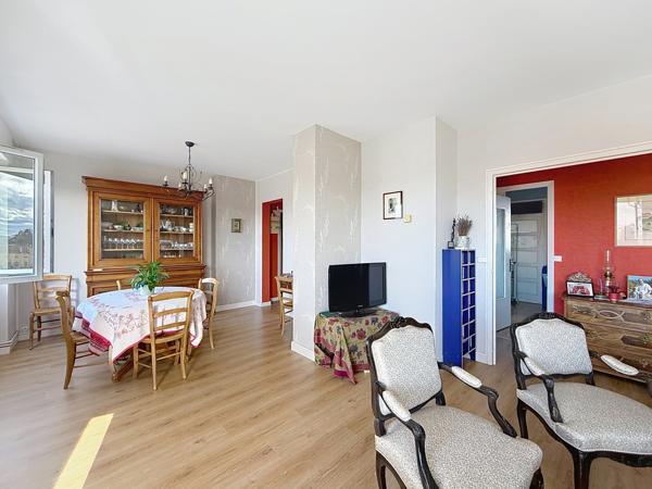 Appartement À vendre 6 pièce(s) 143 m²