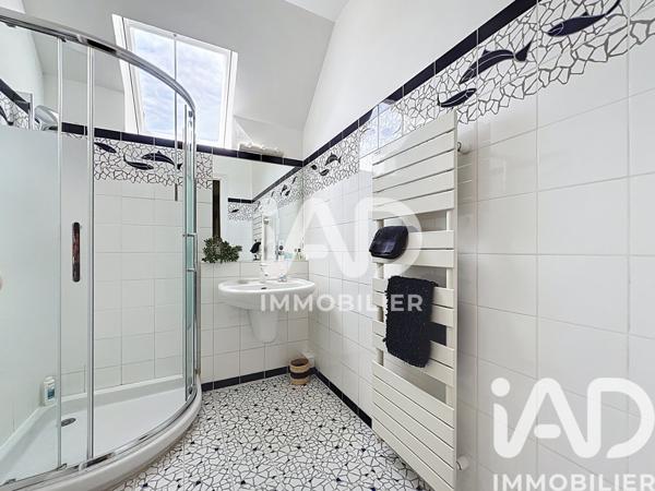 Maison à vendre 9 pièces 266 m² Tournan-en-Brie