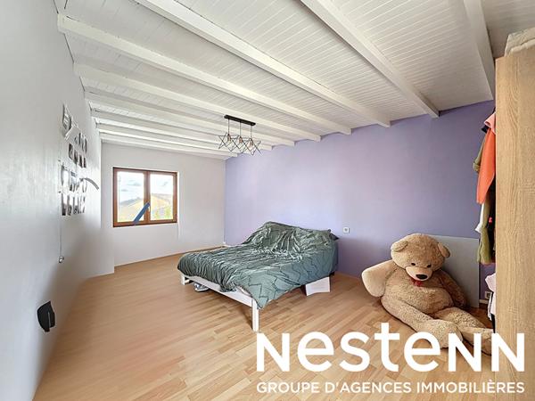 A vendre : Maison spacieuse - 5 chambres - piscine - grand jardin - au calme  proche de CRECHES SUR SAONE