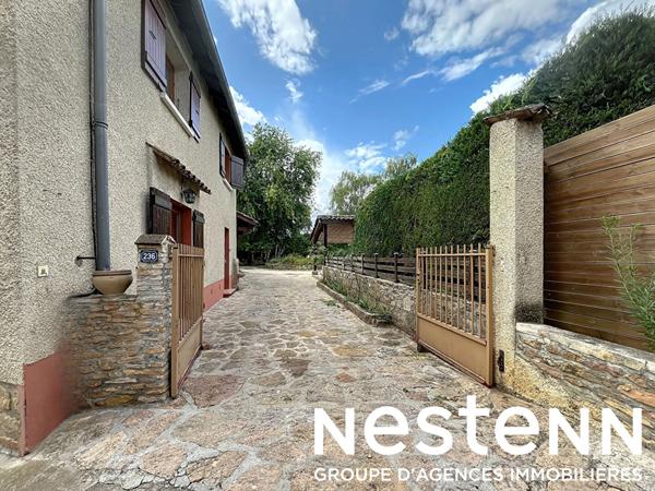 A vendre : Maison spacieuse - 5 chambres - piscine - grand jardin - au calme  proche de CRECHES SUR SAONE