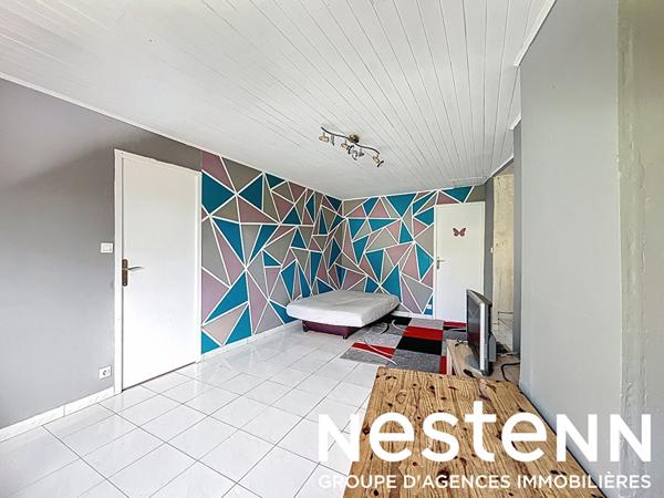 A vendre : Maison spacieuse - 5 chambres - piscine - grand jardin - au calme  proche de CRECHES SUR SAONE