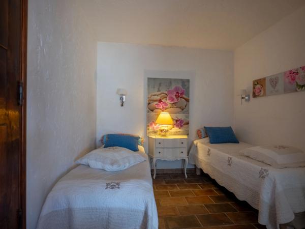 Var (83), à vendre LA CROIX VALMER MAISON T7 de 157 m² Piscine VUE MER, ILES ET COLLINES sur golfe de ST TROPEZ