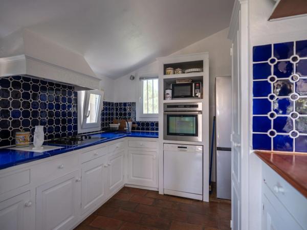 Var (83), à vendre LA CROIX VALMER MAISON T7 de 157 m² Piscine VUE MER, ILES ET COLLINES sur golfe de ST TROPEZ