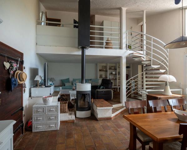 Var (83), à vendre LA CROIX VALMER MAISON T7 de 157 m² Piscine VUE MER, ILES ET COLLINES sur golfe de ST TROPEZ