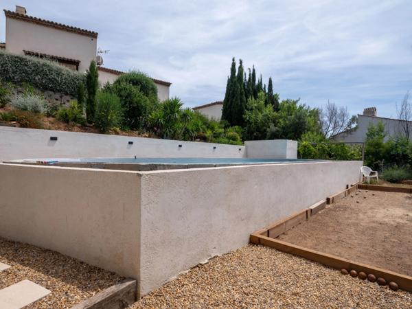 Var (83), à vendre LA CROIX VALMER MAISON T7 de 157 m² Piscine VUE MER, ILES ET COLLINES sur golfe de ST TROPEZ