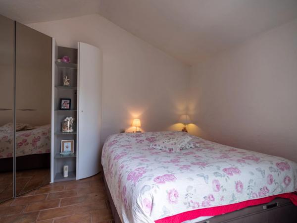 Var (83), à vendre LA CROIX VALMER MAISON T7 de 157 m² Piscine VUE MER, ILES ET COLLINES sur golfe de ST TROPEZ