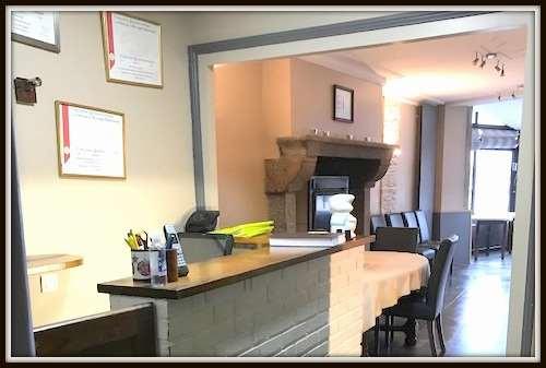 Avranches (50300) AVRANCHES - 7 km Sud d'Avranches- Immeuble + 2 appartements