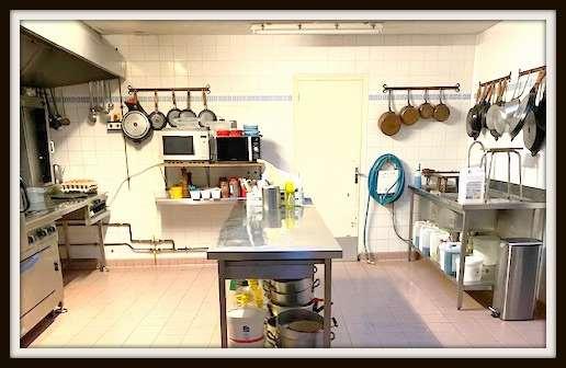 Avranches (50300) AVRANCHES - 7 km Sud d'Avranches- Immeuble + 2 appartements