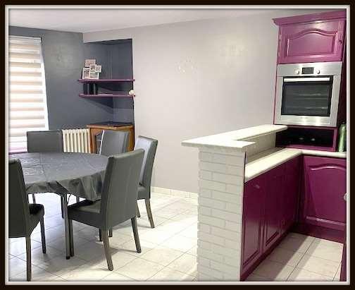 Avranches (50300) AVRANCHES - 7 km Sud d'Avranches- Immeuble + 2 appartements