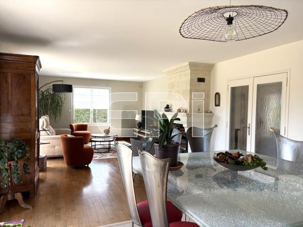 Saumur Maison contemporaine Ajouter à ma sélection Référence : 1123