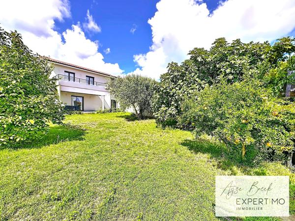 Saint-Pierre-de-Boeuf (42520) A vendre - Maison T7 avec vue dégagée - 5 chambres - terrain arboré