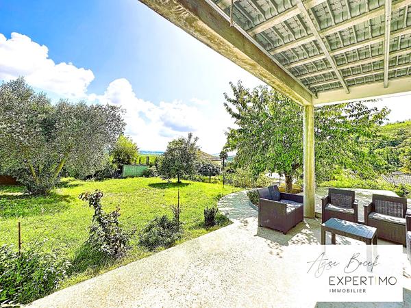 Saint-Pierre-de-Boeuf (42520) A vendre - Maison T7 avec vue dégagée - 5 chambres - terrain arboré