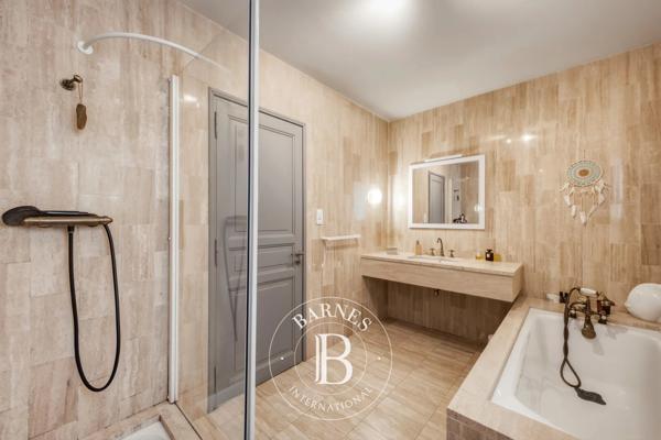 Aubagne, Maison 4 Chambres -  230 m² à vendre