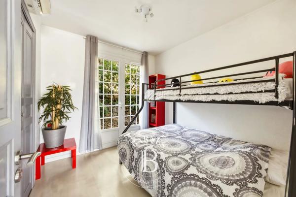 Aubagne, Maison 4 Chambres -  230 m² à vendre