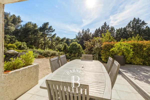 Aubagne, Maison 4 Chambres -  230 m² à vendre