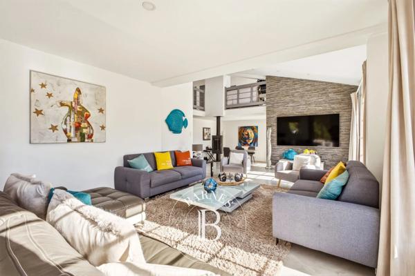 Aubagne, Maison 4 Chambres -  230 m² à vendre