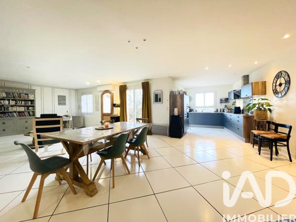 Maison à vendre 8 pièces 228 m² Marsat