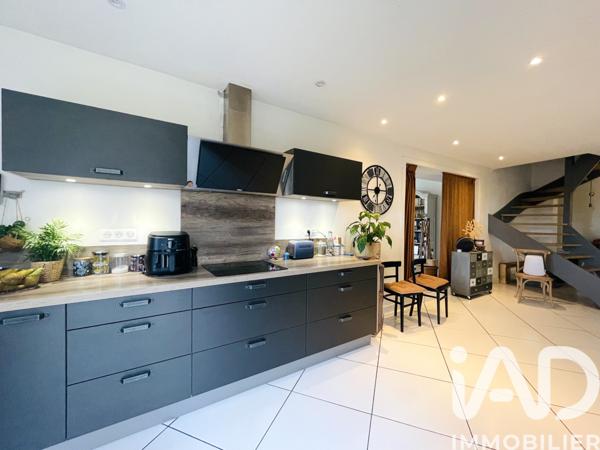 Maison à vendre 8 pièces 228 m² Marsat