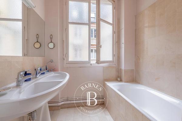 Paris 5ème, Appartement 3 Chambres -  139 m² à vendre