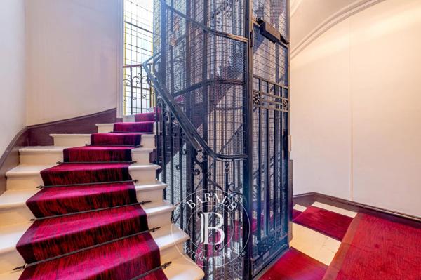 Paris 5ème, Appartement 3 Chambres -  139 m² à vendre