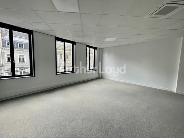 Bureaux à louer - Emplacement premium à Lille Centre - Rénovés et lumineux
