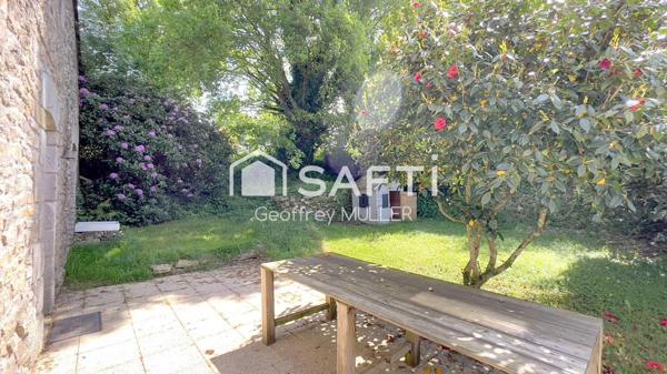 Longère rénovée 140m² proche du bourg d'Elven