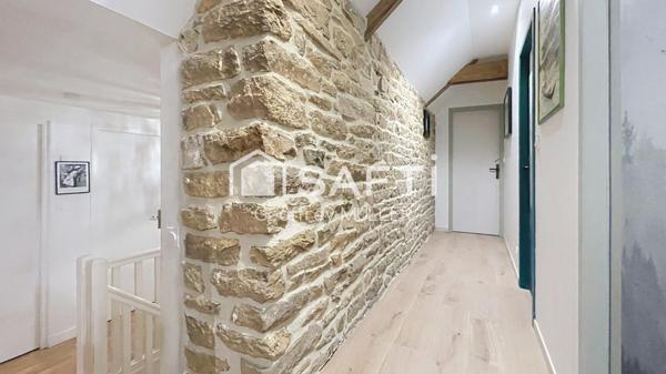 Longère rénovée 140m² proche du bourg d'Elven