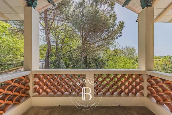 Arcachon, Villa 10 Chambres -  272 m² à vendre