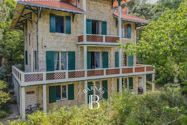 Arcachon, Villa 10 Chambres -  272 m² à vendre