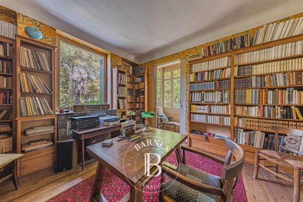 Arcachon, Villa 10 Chambres -  272 m² à vendre