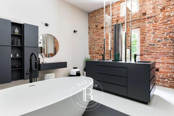 Toulouse, Maison 3 Chambres -  718 m² à vendre