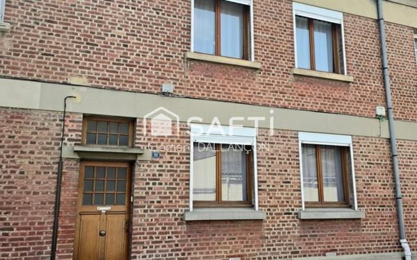 Maison familiale 5 chambres – Secteur très calme – Cour