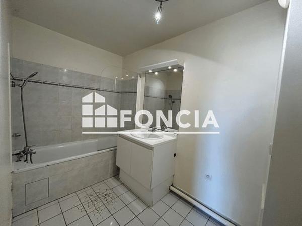 Location Appartement 2 pièces 42.8 m² - 5 AVENUE DE PARIS Eaubonne 95600