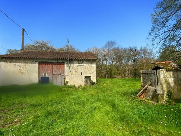 Terrain à vendre    Tocane-Saint-Apre