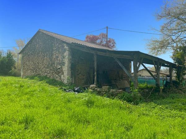 Terrain à vendre    Tocane-Saint-Apre