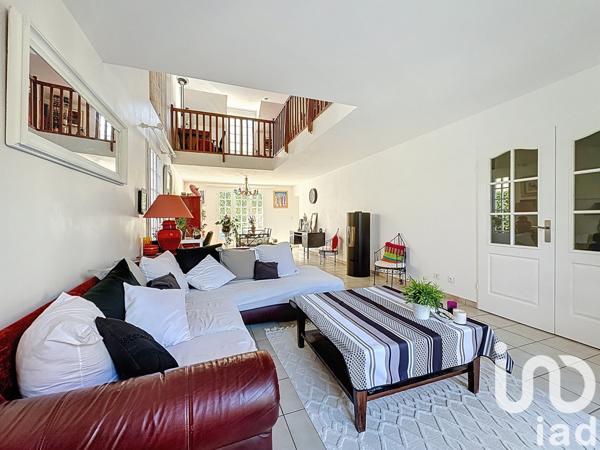 Maison à vendre 5 pièces 160 m² Saint-Rémy-lès-Chevreuse