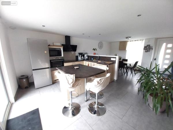 Maison à vendre à Jublains en Mayenne (53160), ref : 53090-886