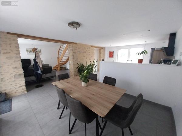 Maison à vendre à Jublains en Mayenne (53160), ref : 53090-886